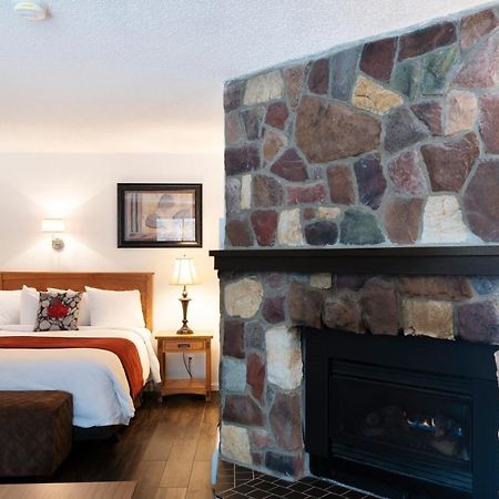 Schott'S Lake Conference & Resort Sundre Εξωτερικό φωτογραφία