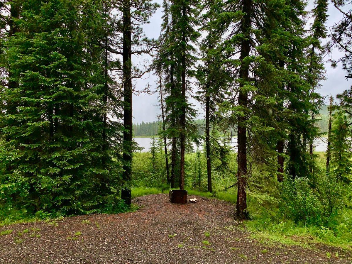 Schott'S Lake Conference & Resort Sundre Εξωτερικό φωτογραφία