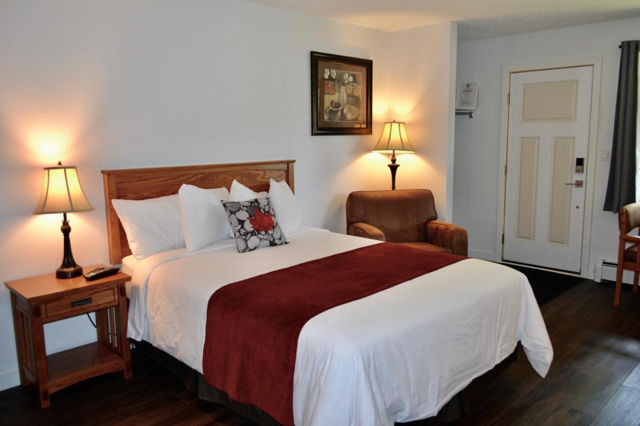 Schott'S Lake Conference & Resort Sundre Εξωτερικό φωτογραφία