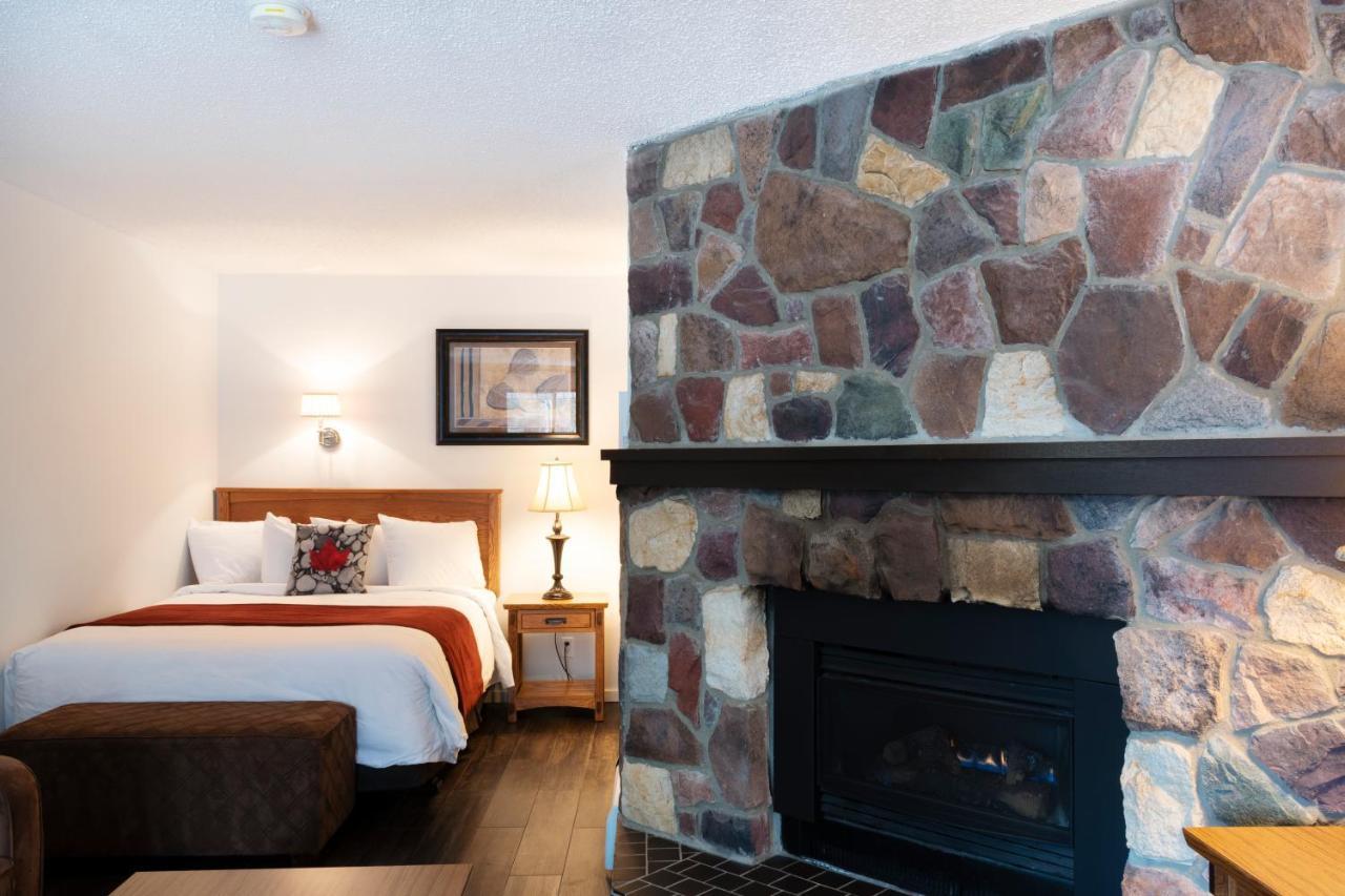 Schott'S Lake Conference & Resort Sundre Εξωτερικό φωτογραφία